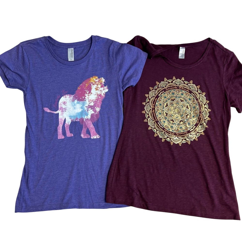 Lot 2pc Sarasota Florida T-Shirt Womens Medium Lion Mandala Purple Maroon